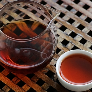 2007年郎河普洱 7579 熟茶 357克