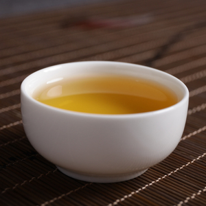 2018年信茂堂銅箐河生茶茶湯