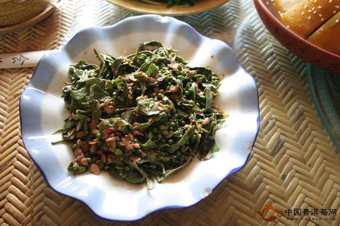 普洱茶食用：水豆豉拌茶