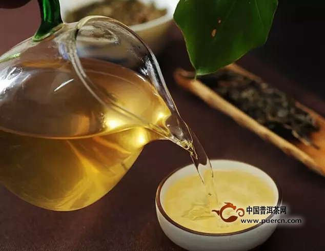 【茶人說茶】究竟什么年份的普洱茶最好喝？